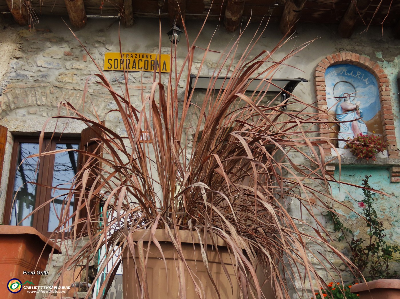 12 Sopracorna (540 m) di Ubiale .JPG